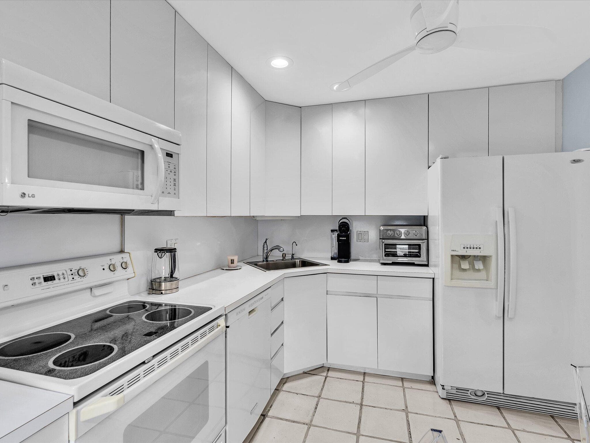 8410 Casa Del Lago 20-a, Boca Raton, FL 33433 — photo 31 of 53