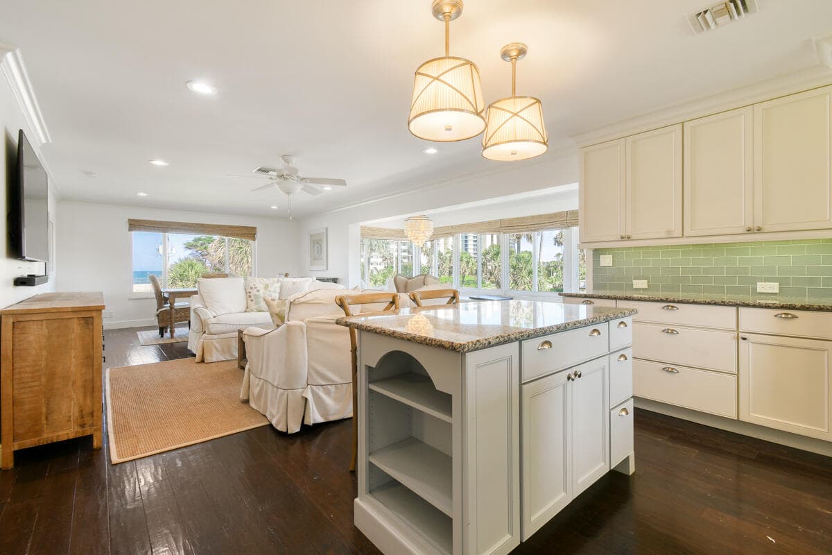 325 S Beach Road 301, Tequesta, FL 33469 — photo 18 of 63