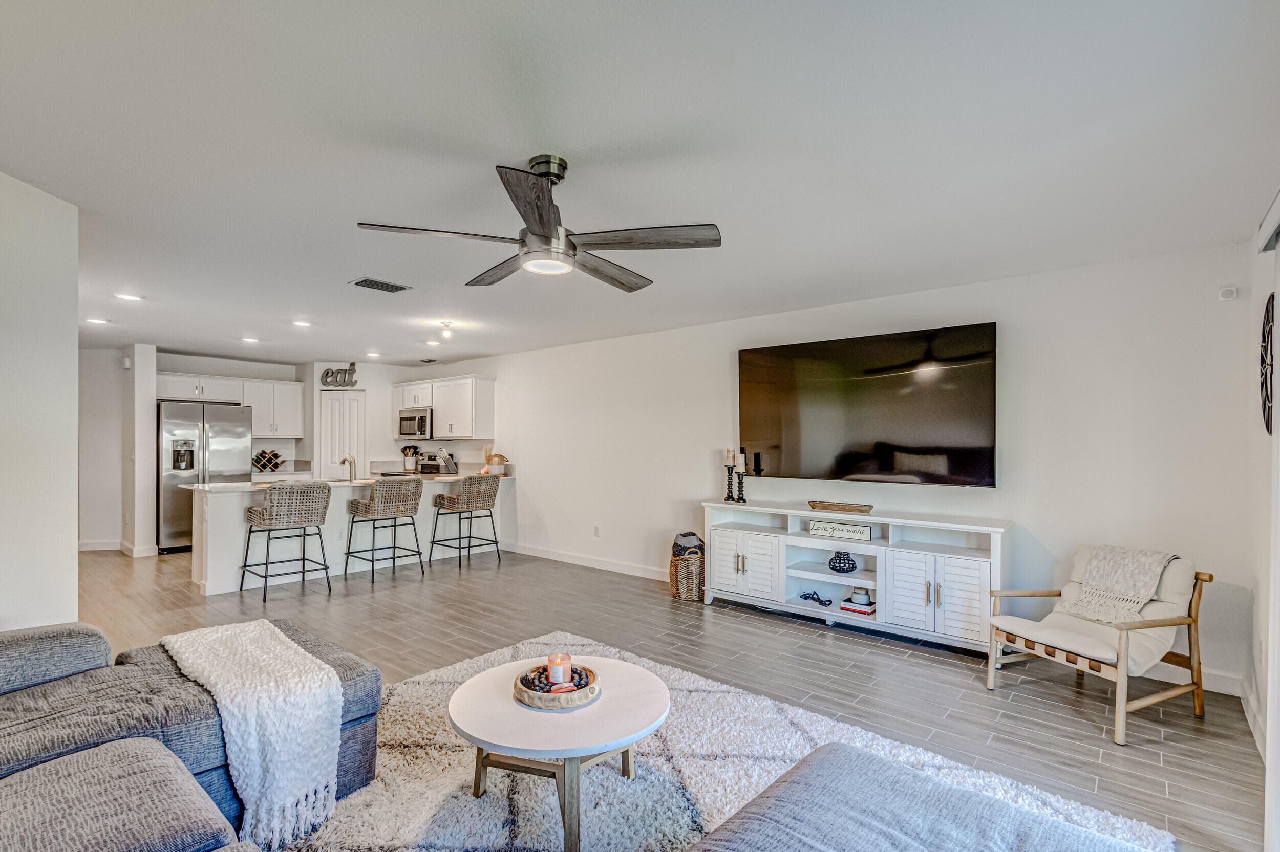 5007 Woods Edge Circle, Riviera Beach, FL 33410 — photo 6 of 27