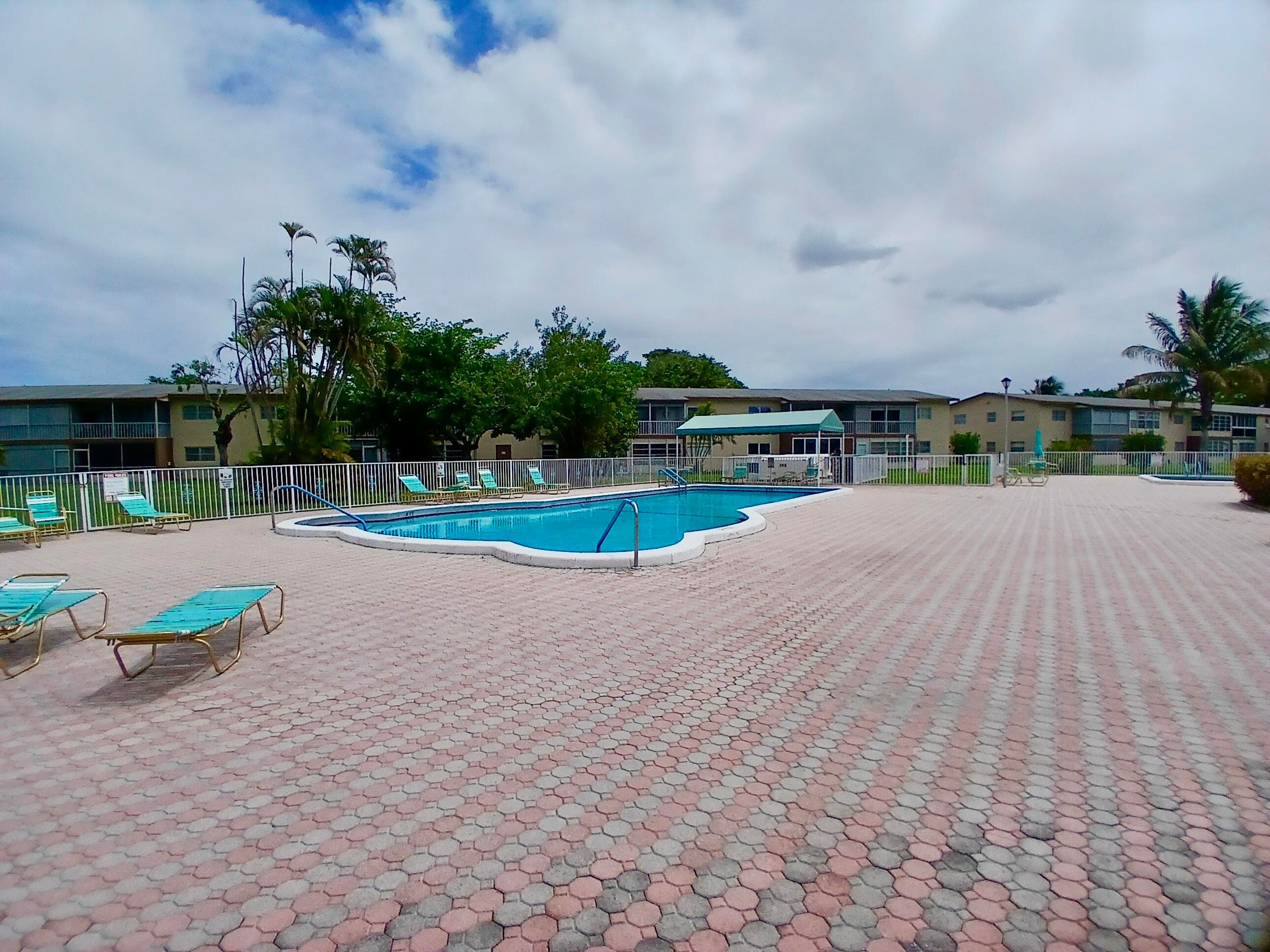 7400 NW 5th Place 105, Margate, FL 33063 — photo 18 of 32