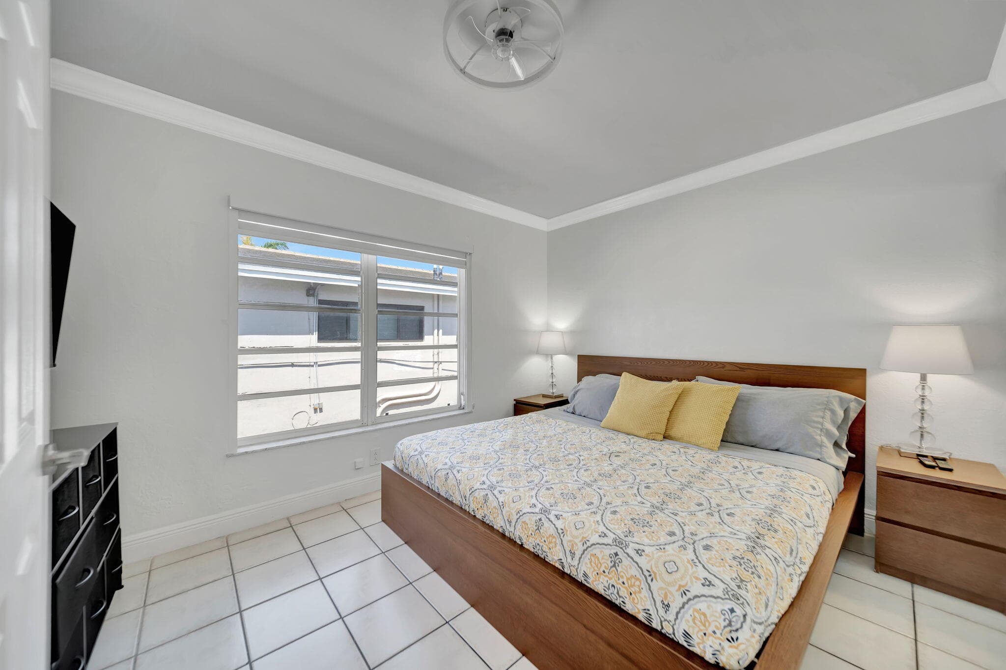 2724 NE 14th Street 5, Fort Lauderdale, FL 33304 — photo 3 of 15