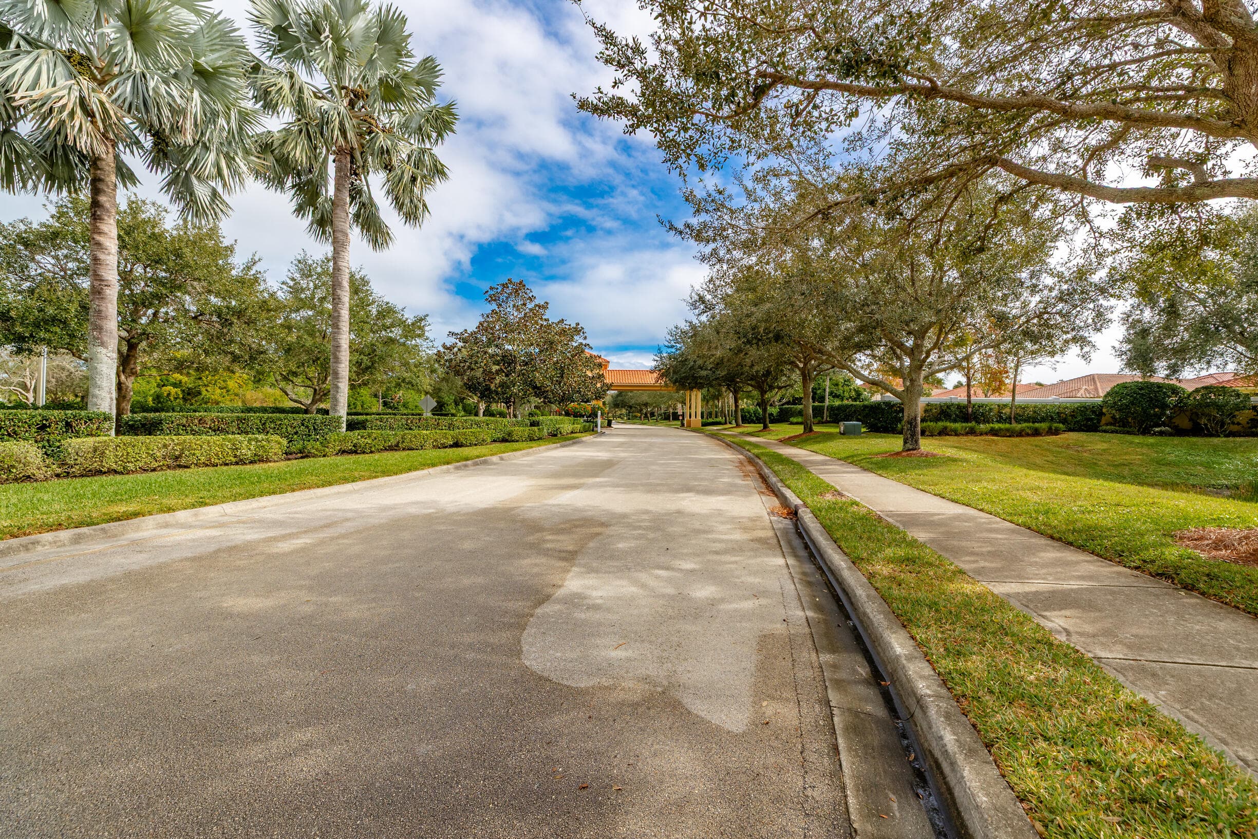 5585 40th Avenue, Vero Beach, FL 32967 — photo 73 of 85