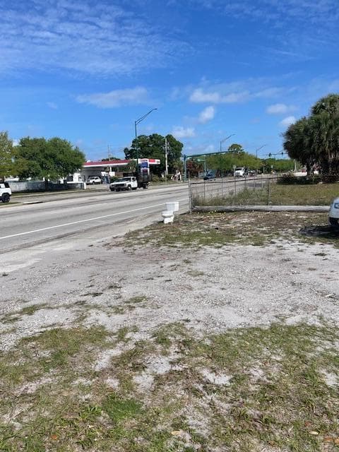 000 N 25th Street, Fort Pierce, FL 34994 — photo 3 of 4