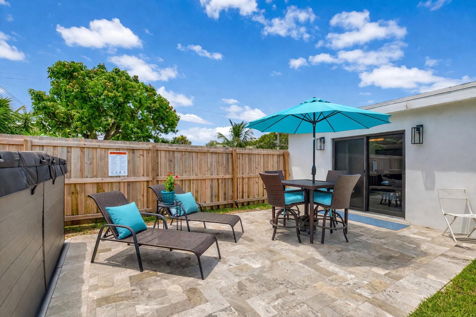 201 SE 7th Street, Delray Beach, FL 33483 — photo 6 of 31