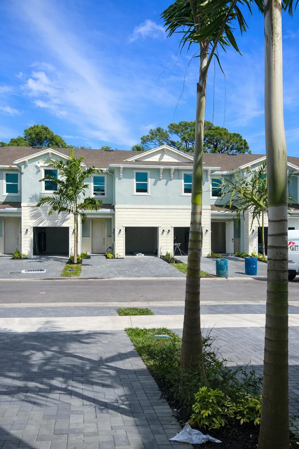 4616 Hollister Avenue 4616, Lake Worth, FL 33463 — photo 7 of 8