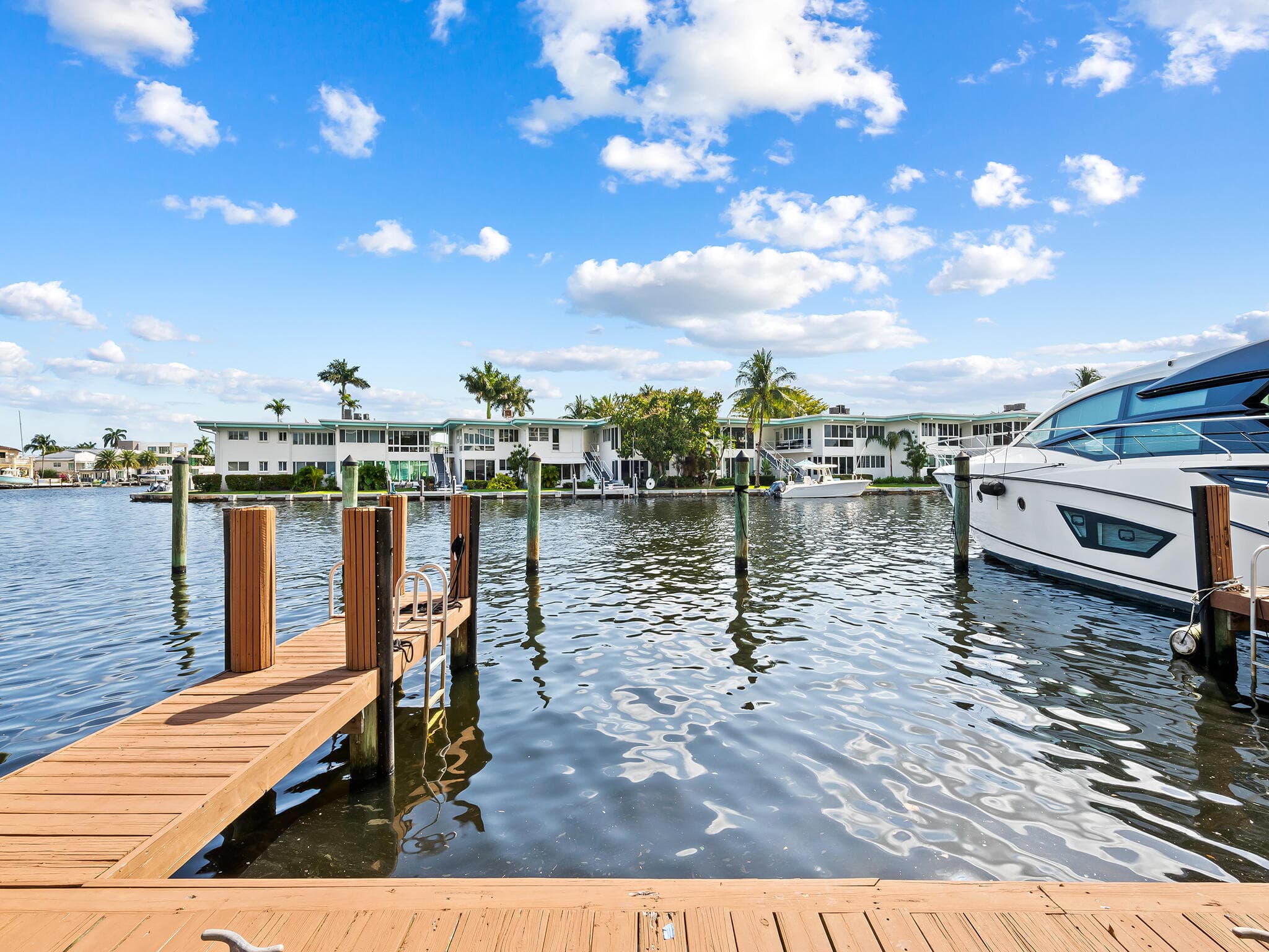 444 Hendricks Isle 301, Fort Lauderdale, FL 33301 — photo 3 of 42