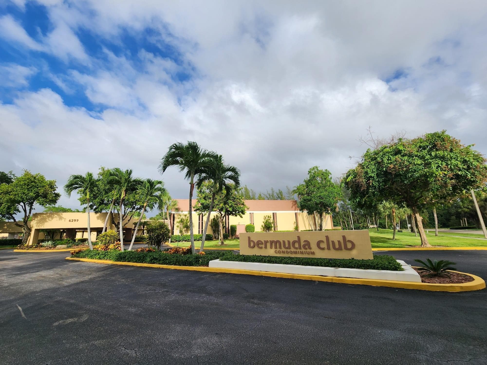 5851 NW 62nd Avenue 105, Tamarac, FL 33319 — photo 1 of 18