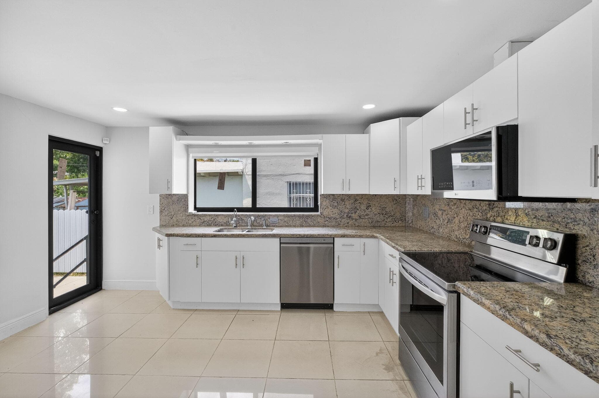 2244 SW 10th Street, Miami, FL 33135 — photo 21 of 40