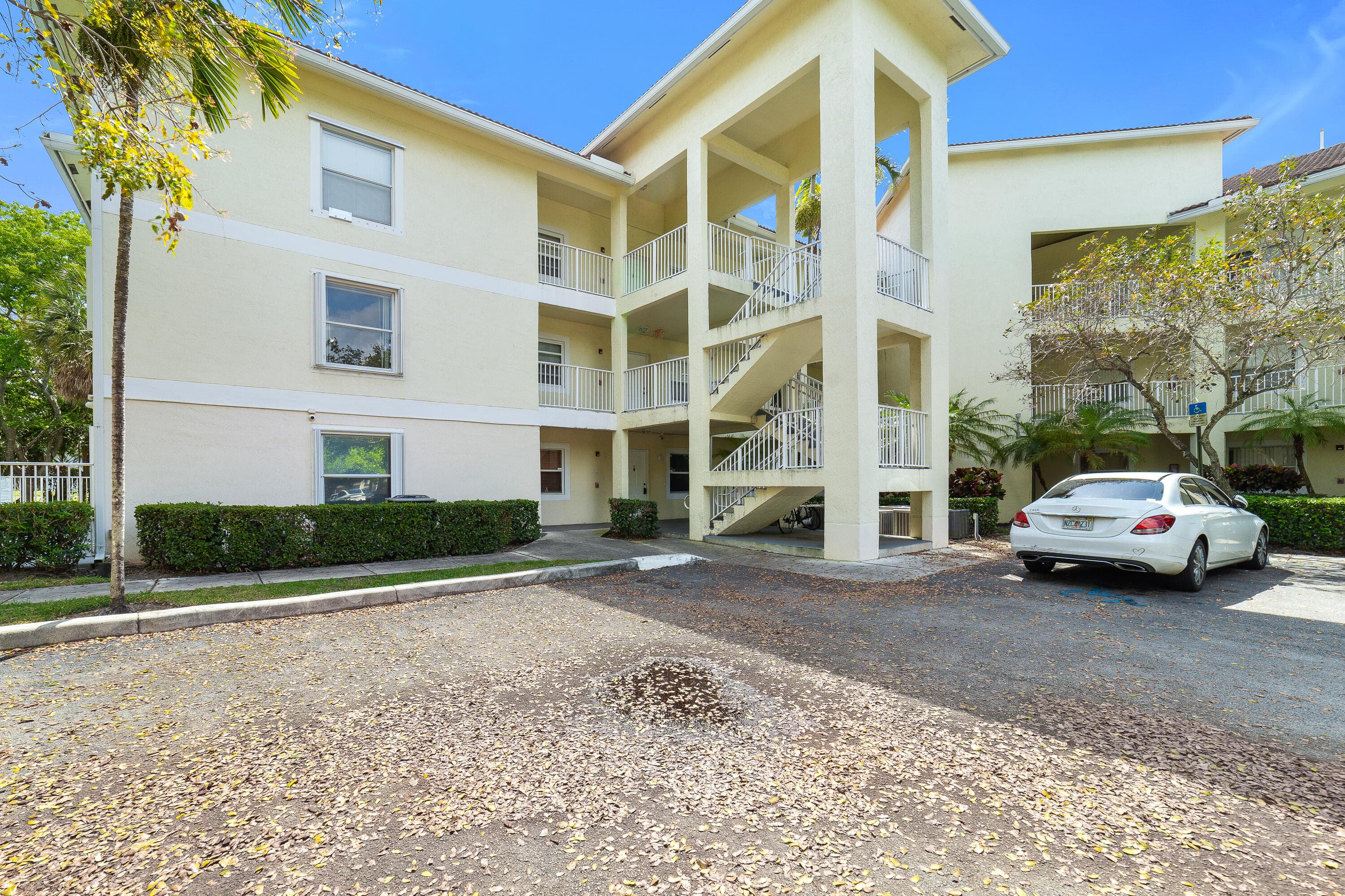 2901 Riverside Drive 201, Coral Springs, FL 33065 — photo 22 of 35