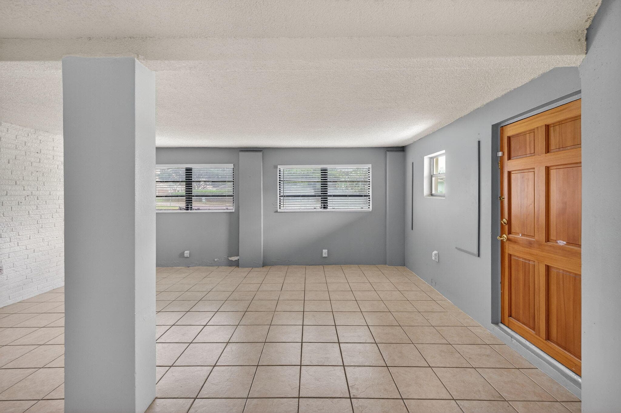 4117 NW 5th Avenue, Oakland Park, FL 33309 — photo 13 of 48