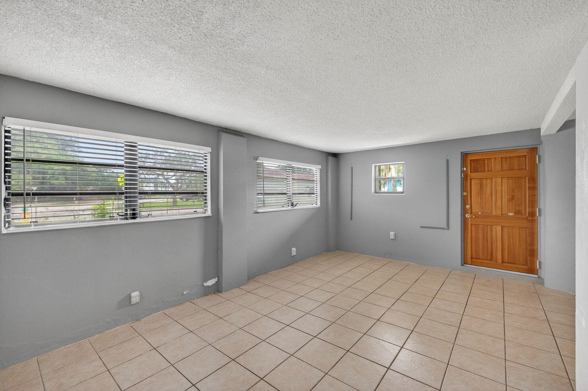 4117 NW 5th Avenue, Oakland Park, FL 33309 — photo 17 of 48