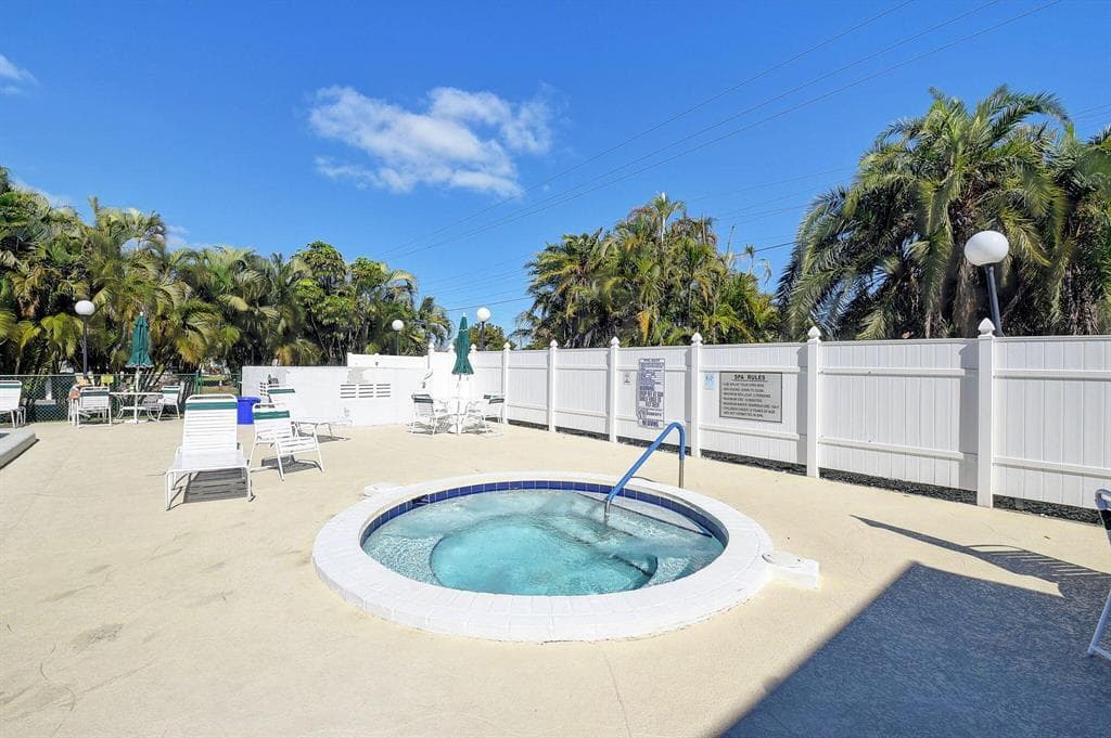 1710 NW 18th Avenue 204, Delray Beach, FL 33445 — photo 21 of 22