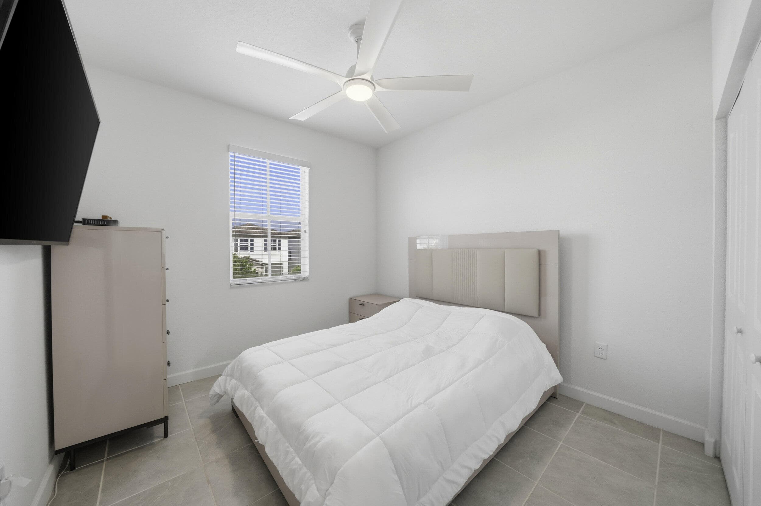 2324 NW 130th Street, Miami, FL 33167 — photo 17 of 29