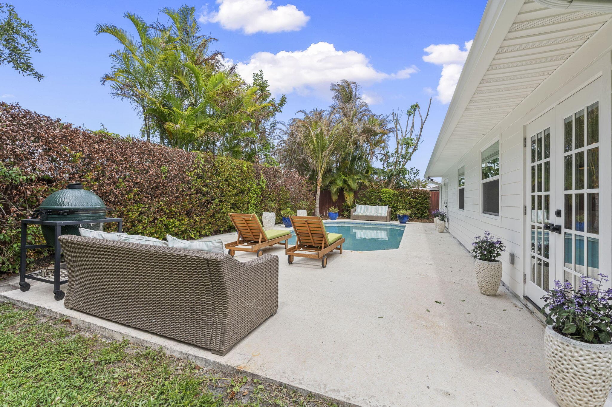 1904 NE Avenida Dracaena, Jensen Beach, FL 34957 — photo 24 of 32