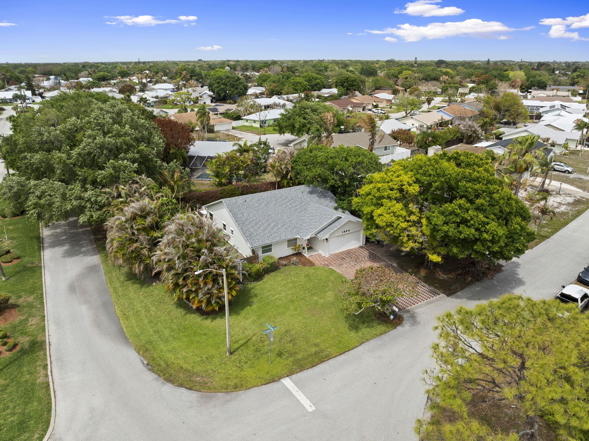 1904 NE Avenida Dracaena, Jensen Beach, FL 34957 — photo 28 of 32
