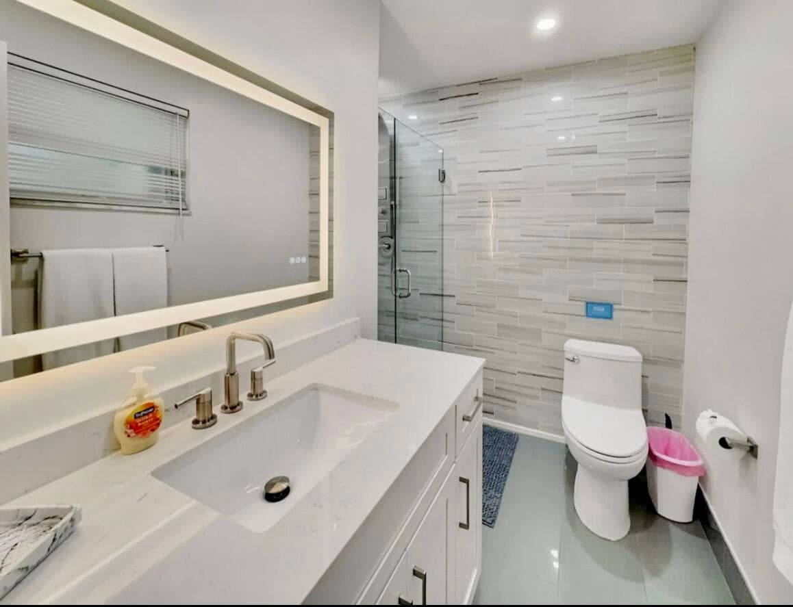 5940 NE 22nd Avenue, Fort Lauderdale, FL 33308 — photo 14 of 35