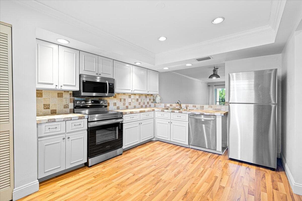 1811 SW Palm City Road A202, Stuart, FL 34994 — photo 2 of 27
