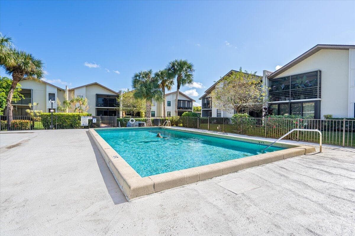 1811 SW Palm City Road A202, Stuart, FL 34994 — photo 26 of 27