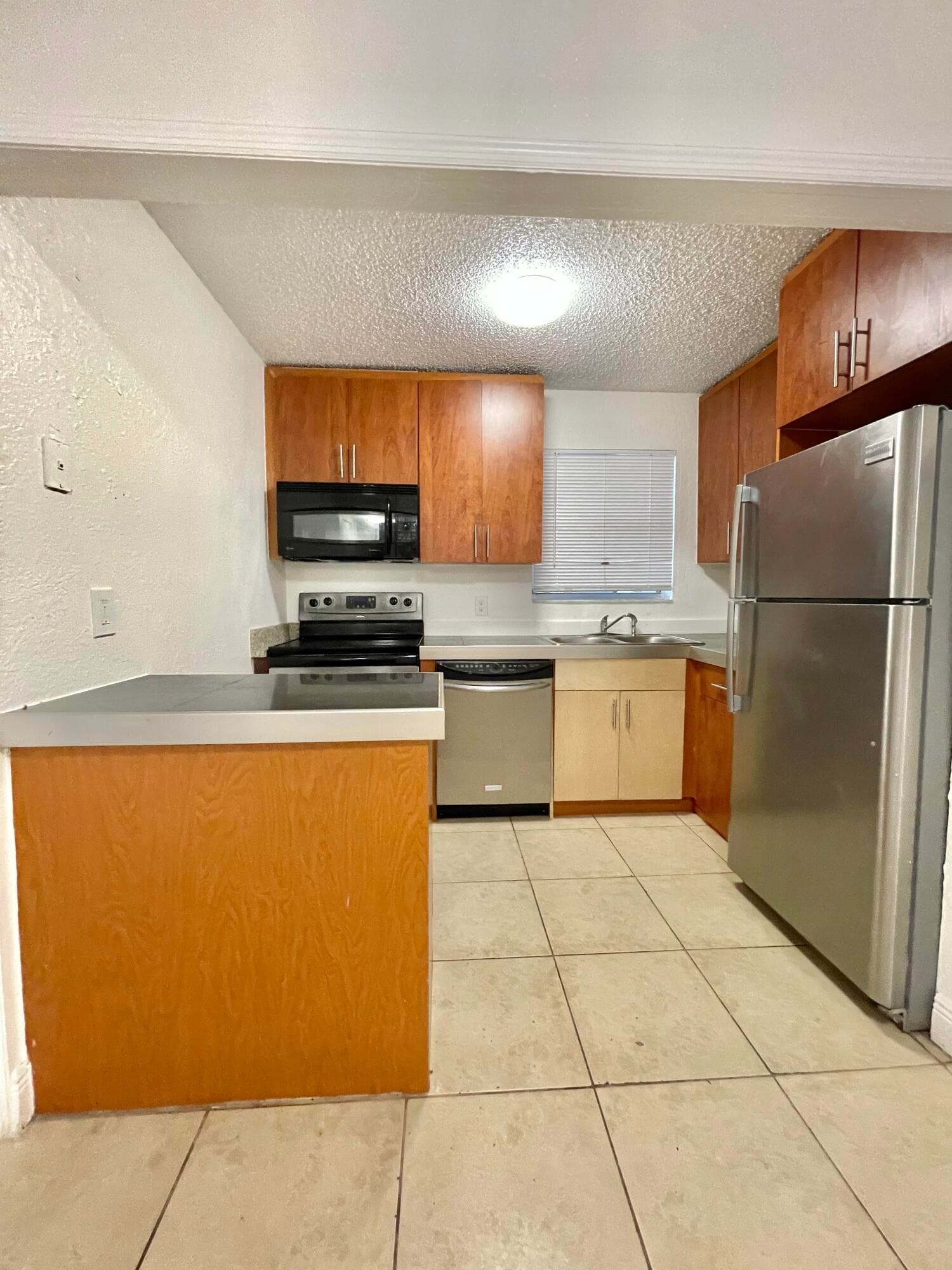 400 NW 65th Avenue 114, Margate, FL 33063 — photo 6 of 18