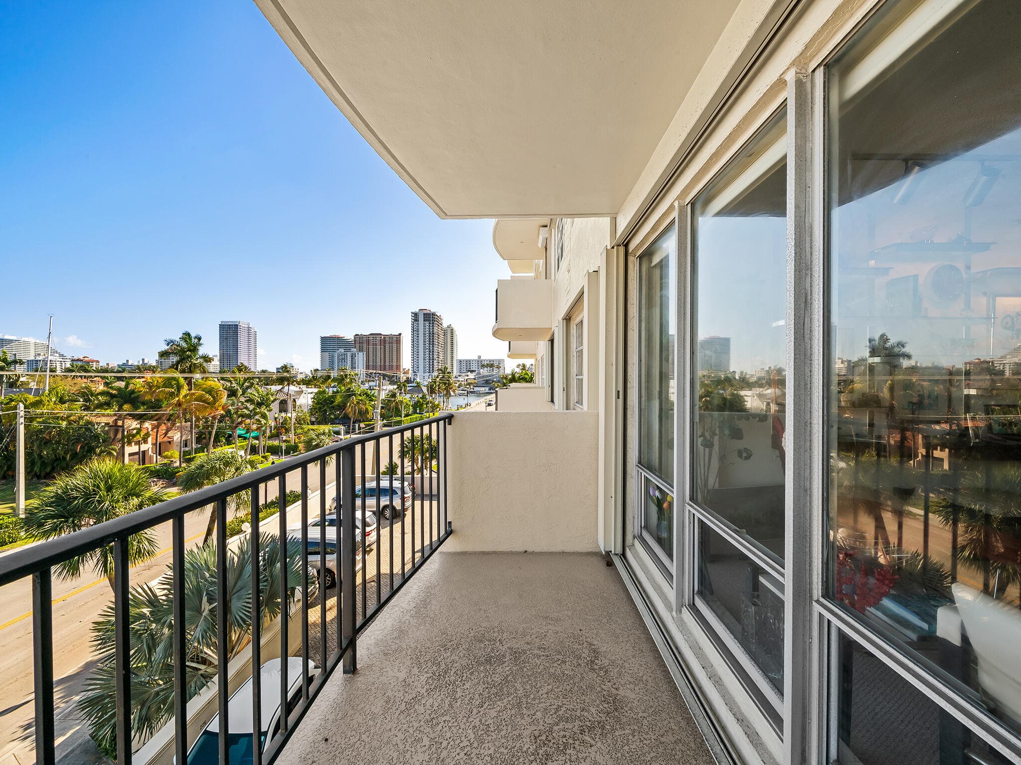 2500 E Las Olas Boulevard 404, Fort Lauderdale, FL 33301 — photo 15 of 21