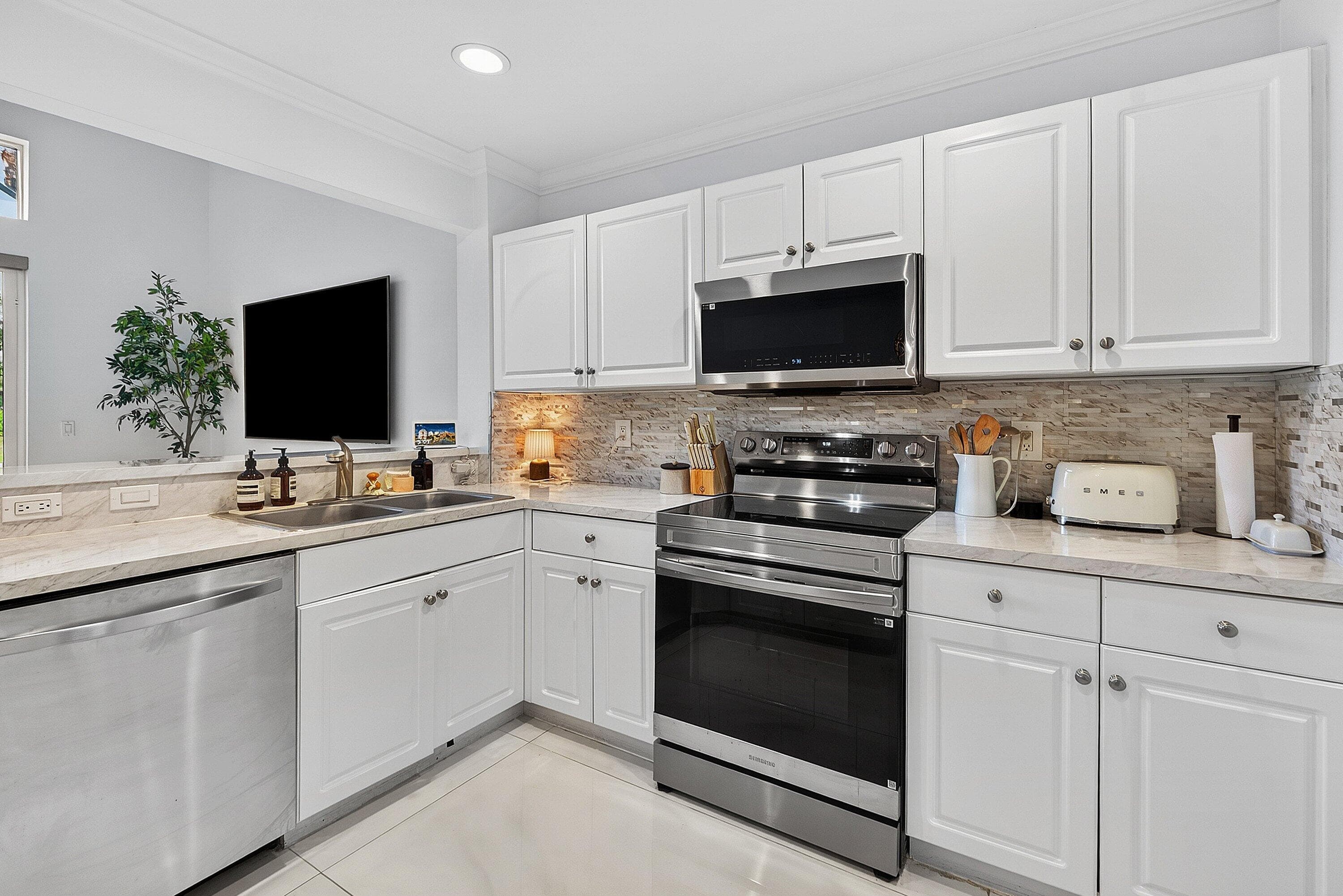 10123 N Military Trail, Palm Beach Gardens, FL 33410 — photo 4 of 29
