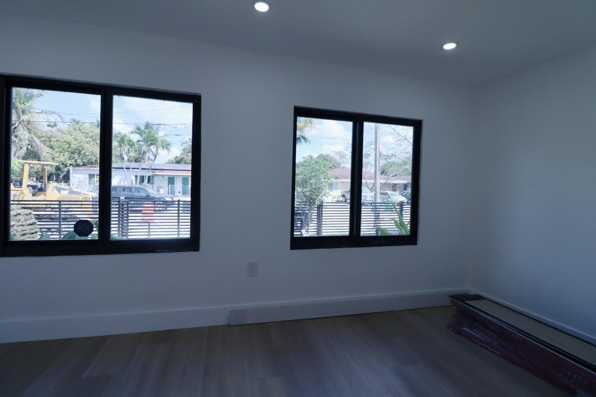 3040 NW 13th Avenue 1, Miami, FL 33142 — photo 8 of 16