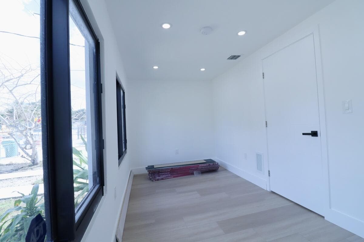 3040 NW 13th Avenue 1, Miami, FL 33142 — photo 9 of 16