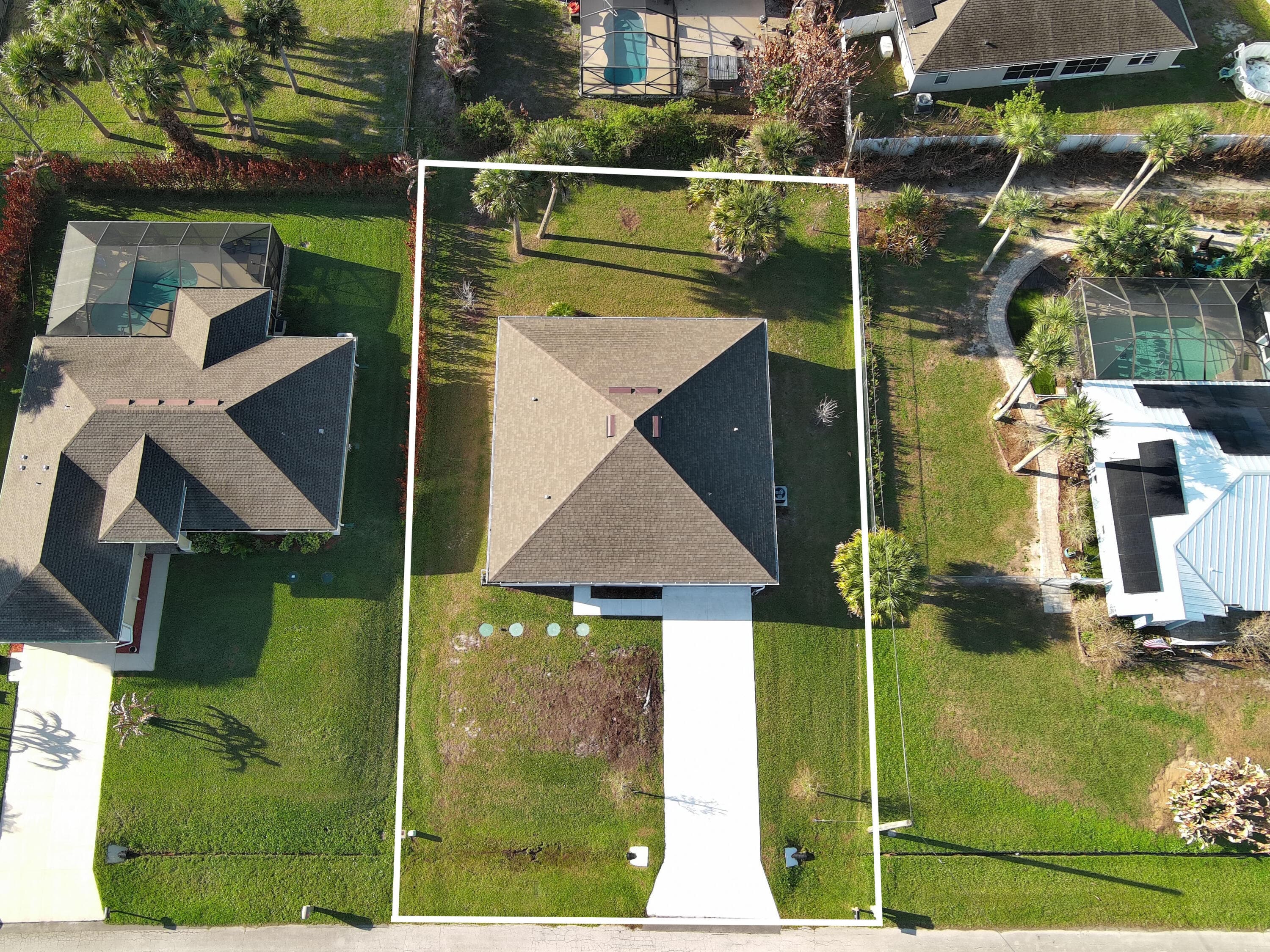 450 Kendall Avenue, Sebastian, FL 32958 — photo 3 of 43