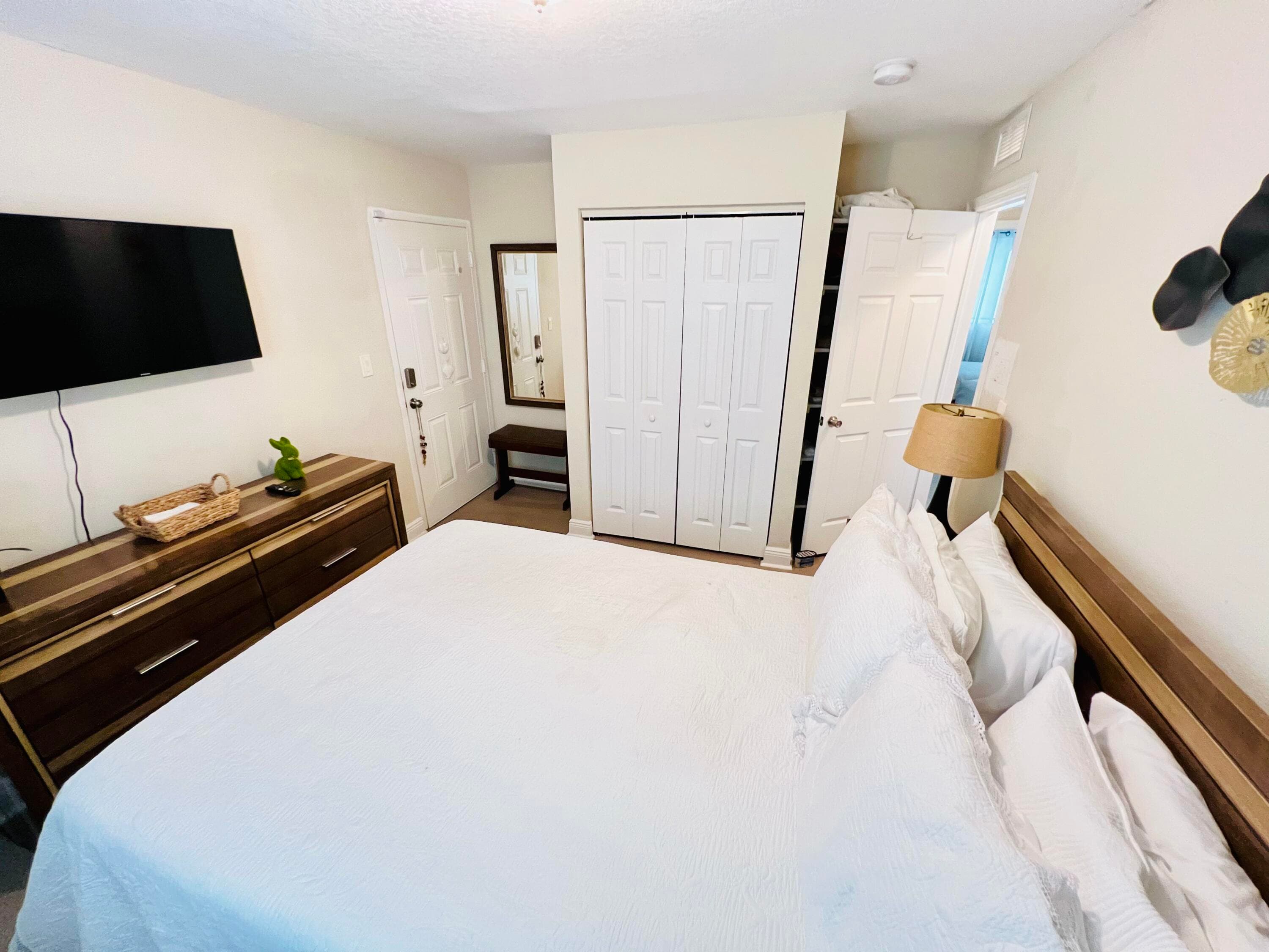 441 NW 7th Terrace 4, Fort Lauderdale, FL 33311 — photo 8 of 14