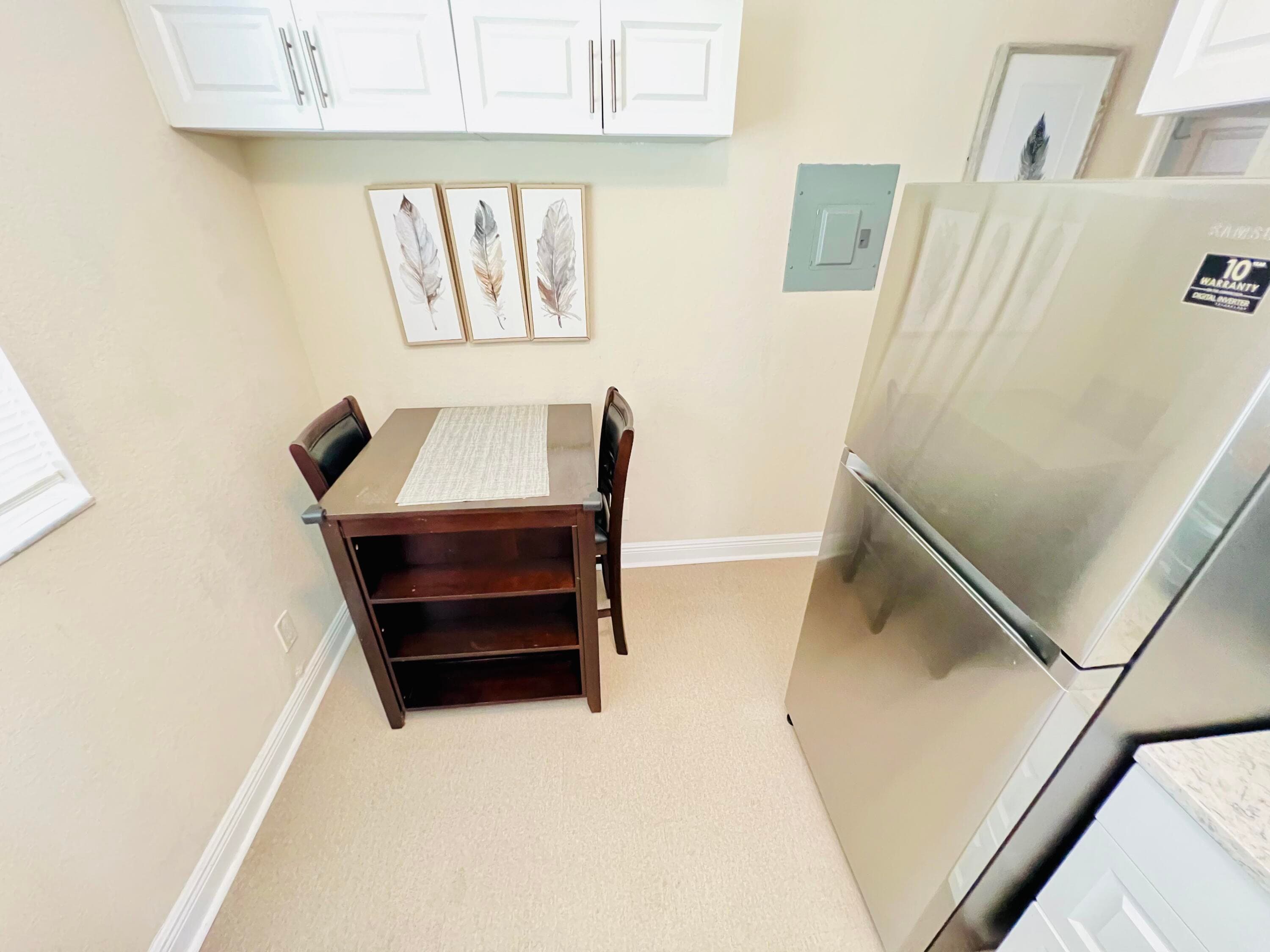 441 NW 7th Terrace 4, Fort Lauderdale, FL 33311 — photo 6 of 14