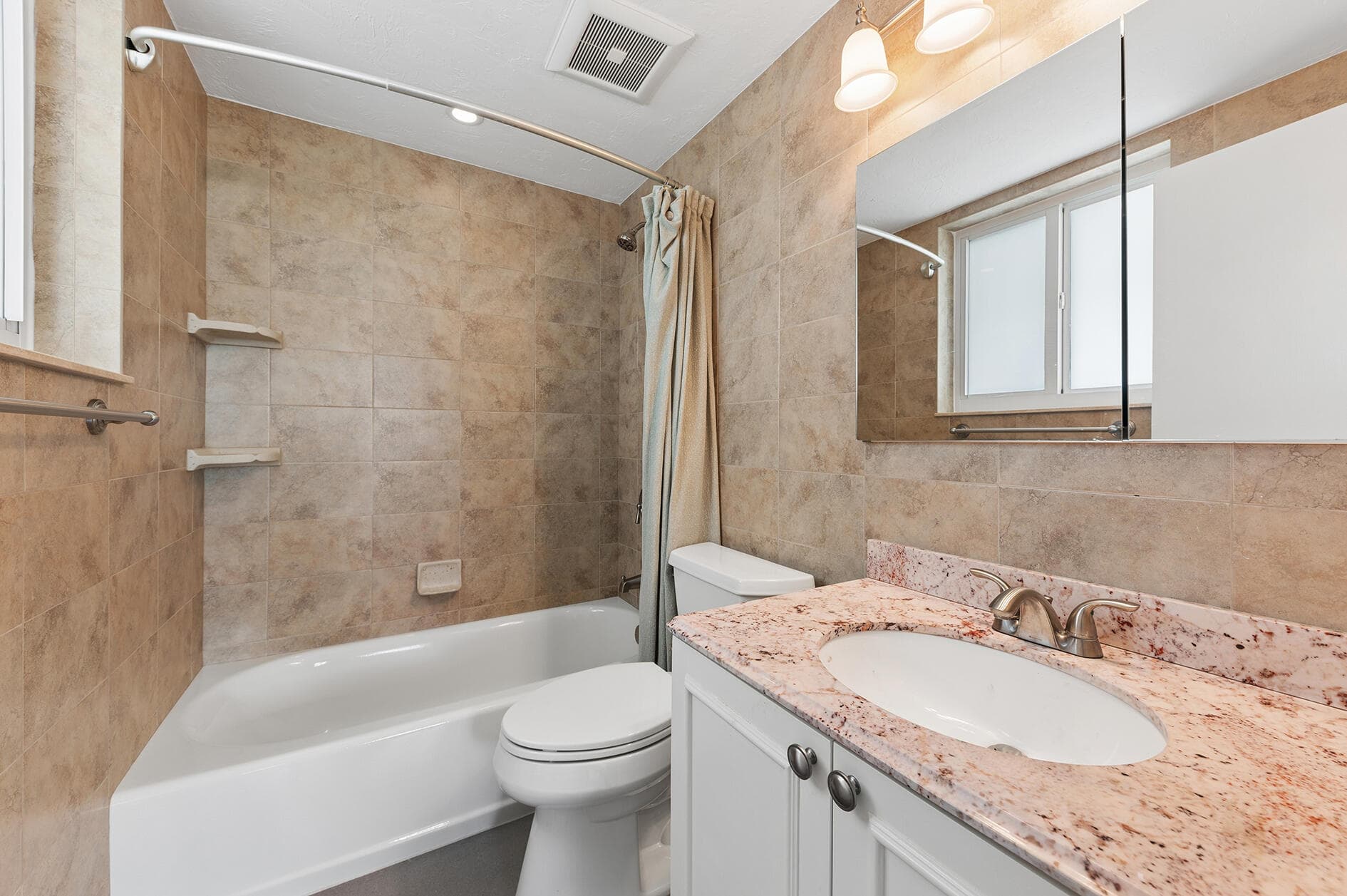 180 Isle Of Venice Drive 119, Fort Lauderdale, FL 33301 — photo 18 of 42