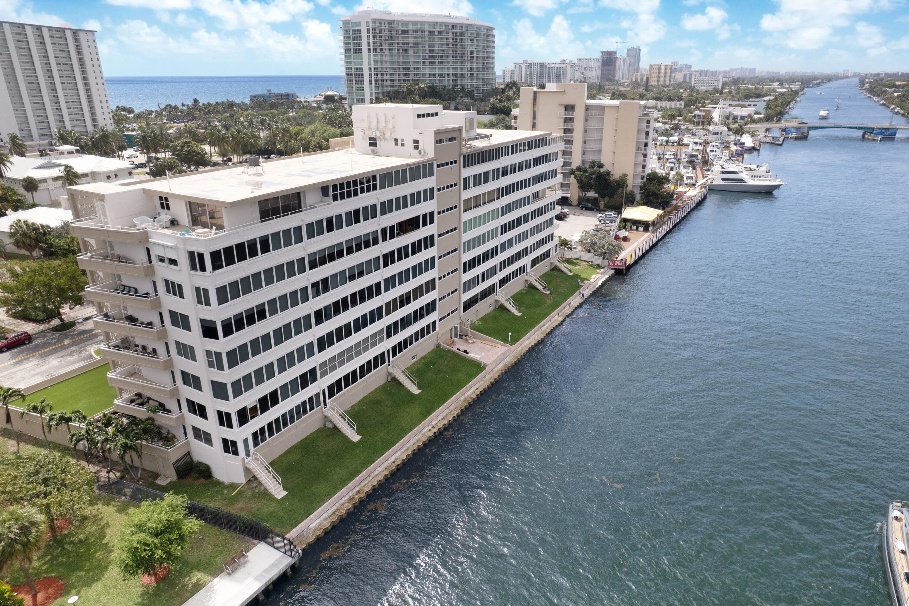 201 N Riverside Drive 402, Pompano Beach, FL 33062 — photo 5 of 31