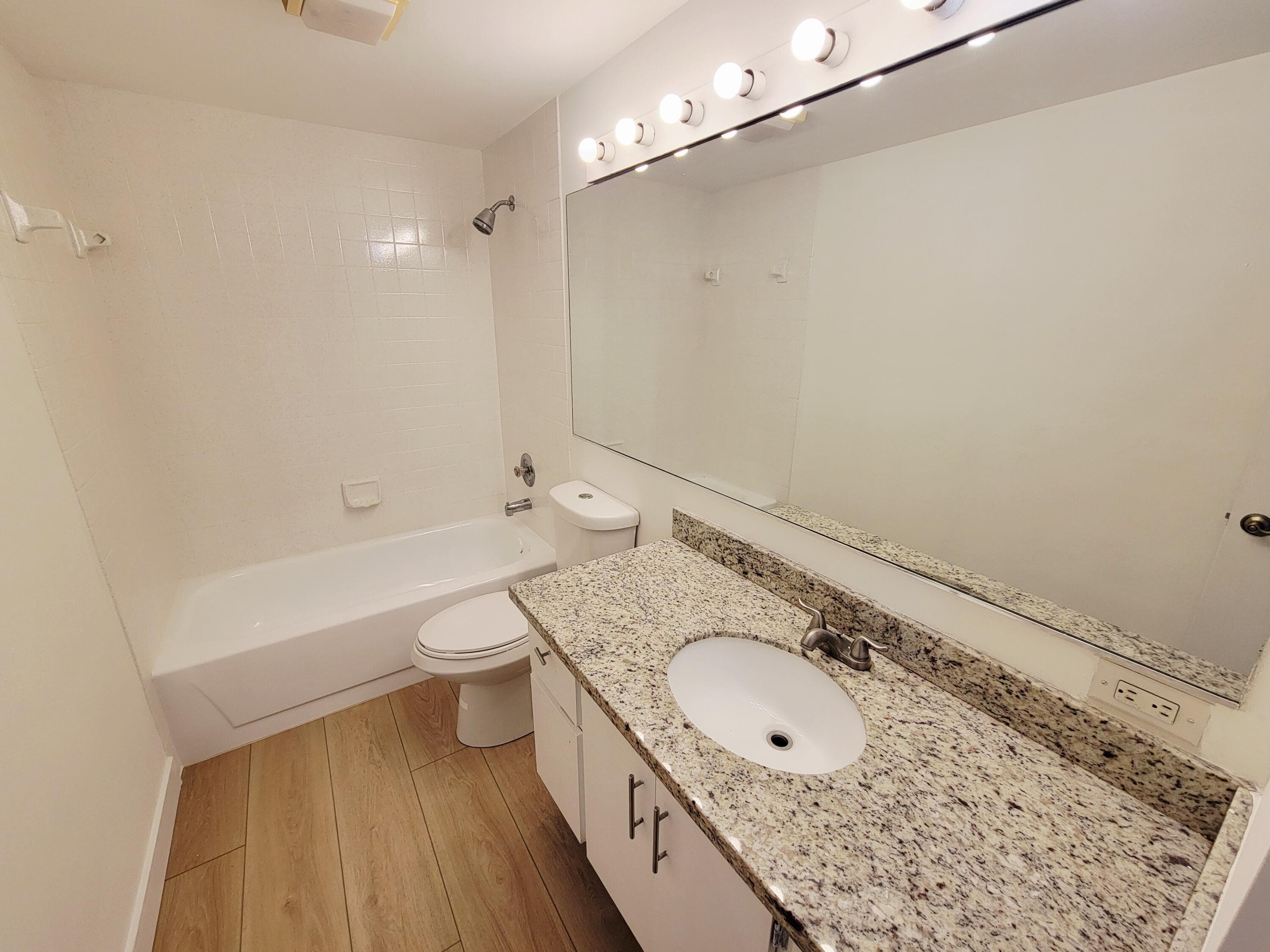 662 Burgundy N, Delray Beach, FL 33484 — photo 19 of 23