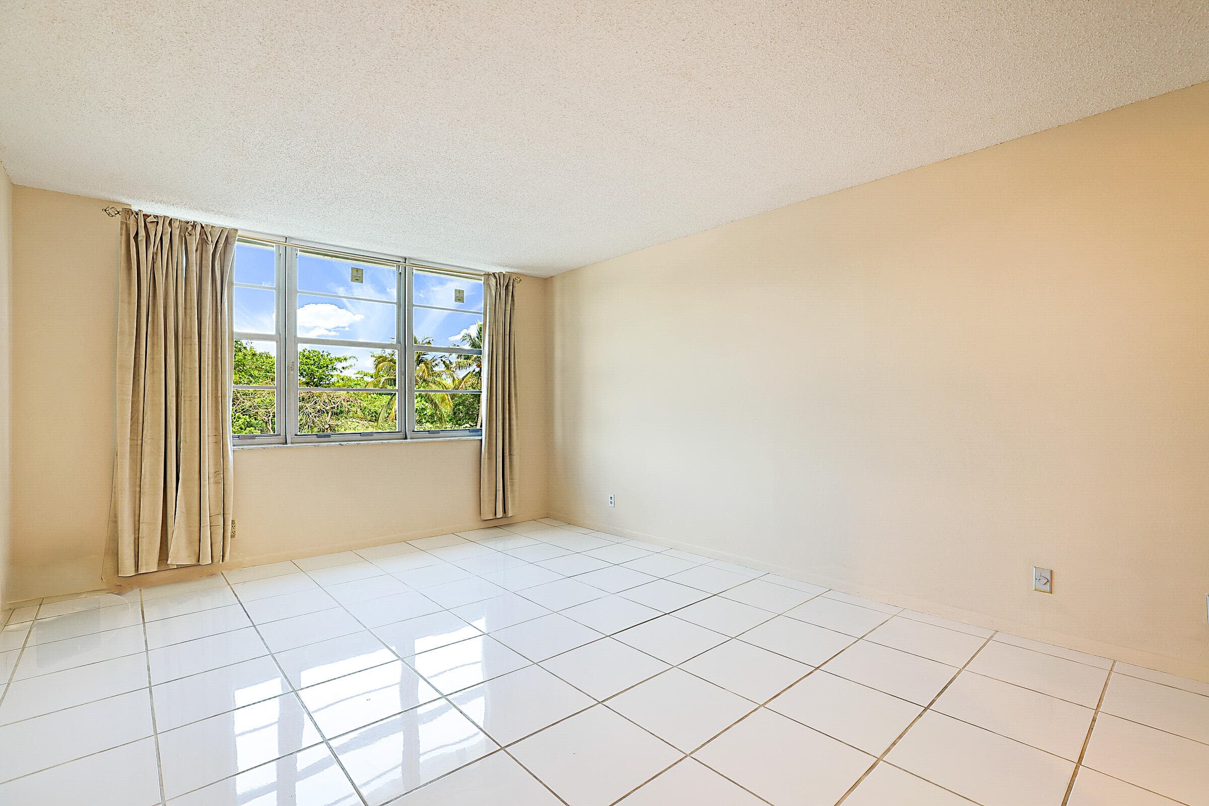 2121 N Ocean Boulevard 302e, Boca Raton, FL 33431 — photo 17 of 64