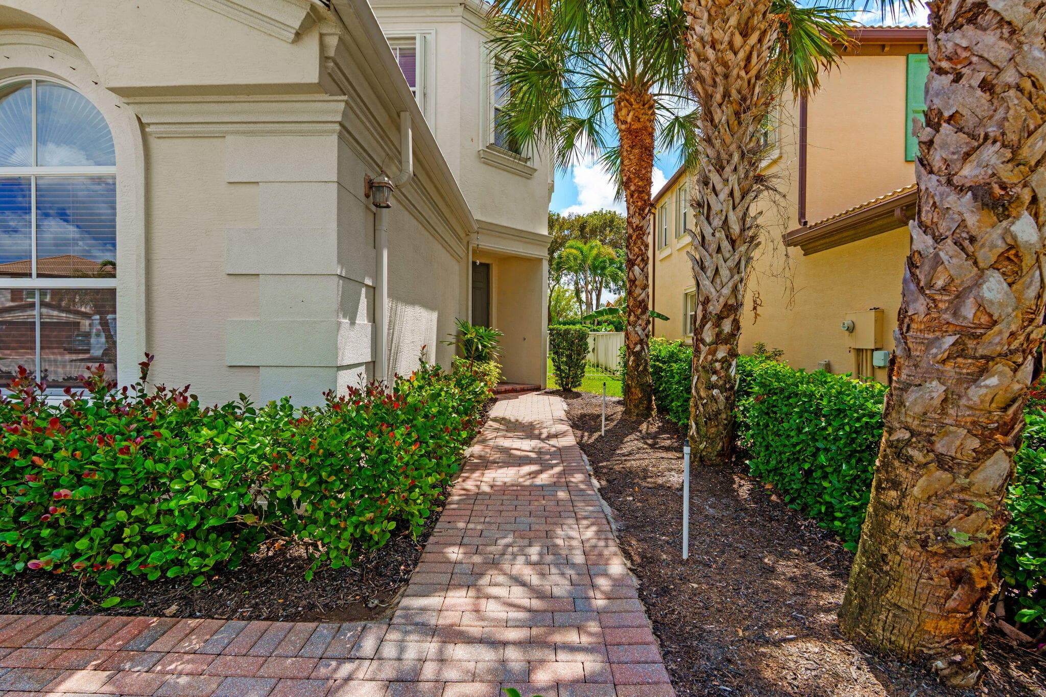 9723 Phipps Lane, Wellington, FL 33414 — photo 3 of 54