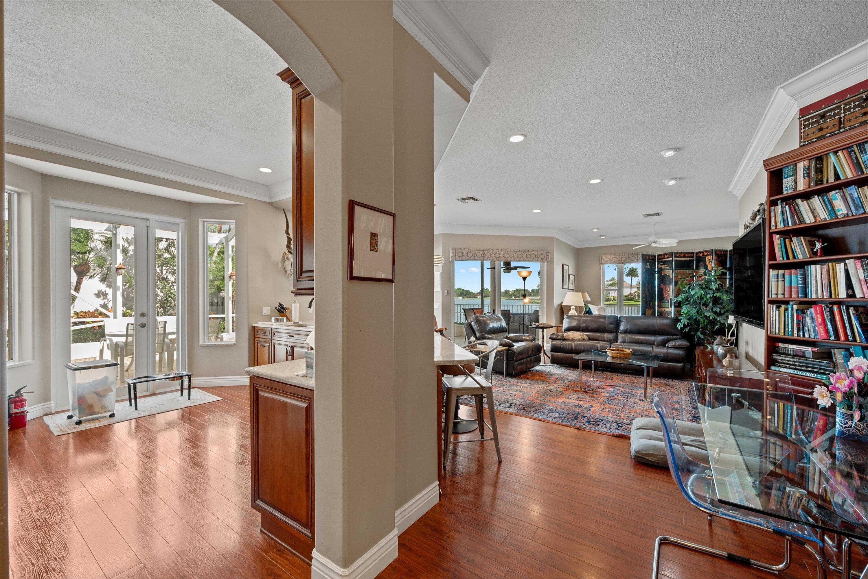 923 Augusta Pointe Drive, Palm Beach Gardens, FL 33418 — photo 17 of 44
