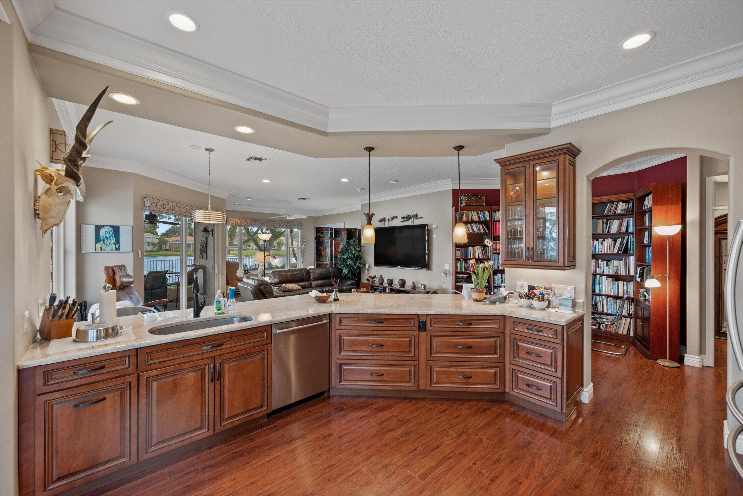 923 Augusta Pointe Drive, Palm Beach Gardens, FL 33418 — photo 9 of 44