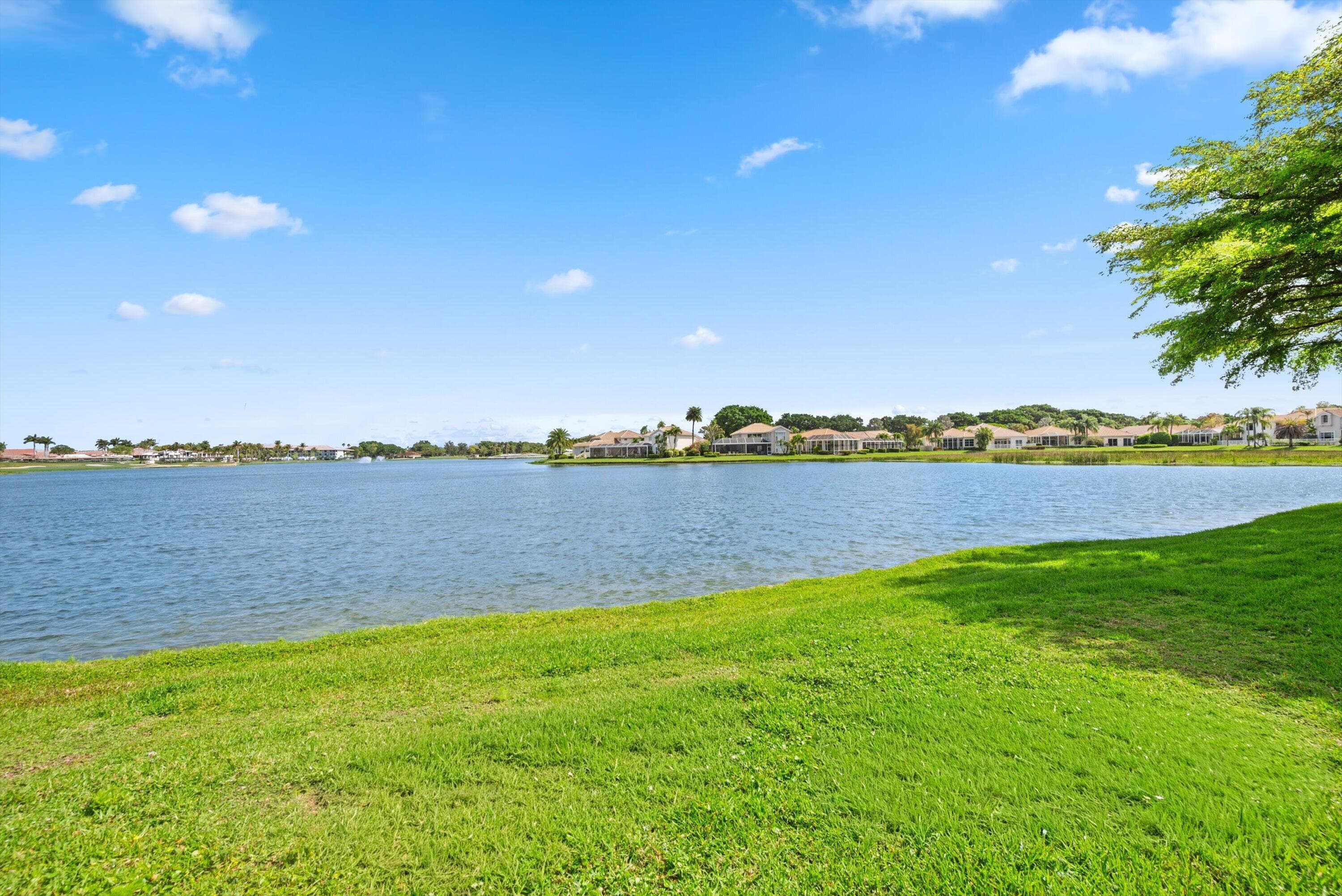 923 Augusta Pointe Drive, Palm Beach Gardens, FL 33418 — photo 6 of 44