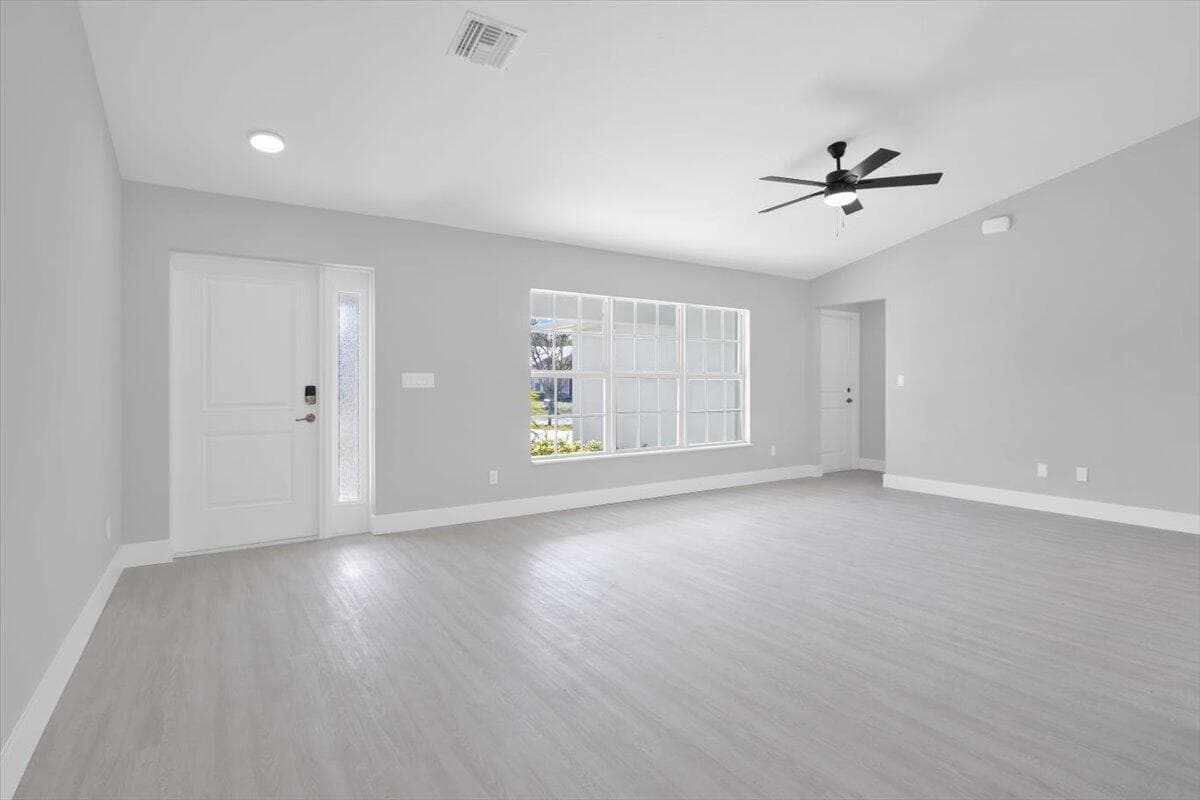 3393 NW 38th Avenue, Okeechobee, FL 34972 — photo 17 of 42