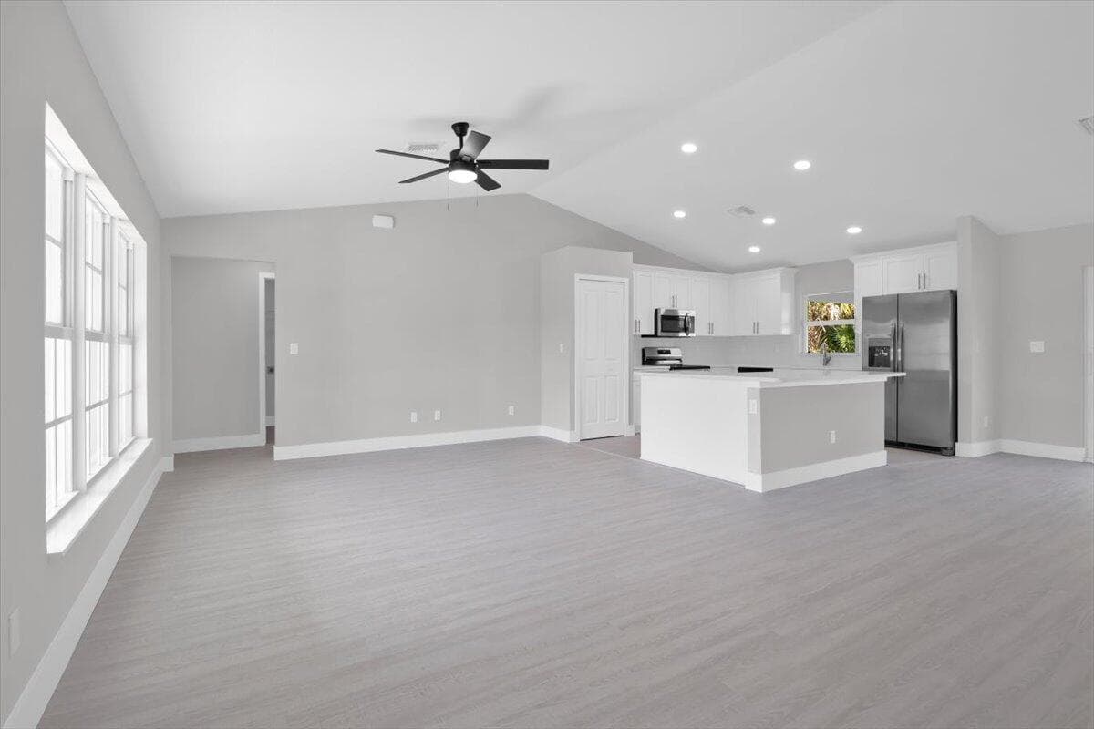 3393 NW 38th Avenue, Okeechobee, FL 34972 — photo 5 of 42