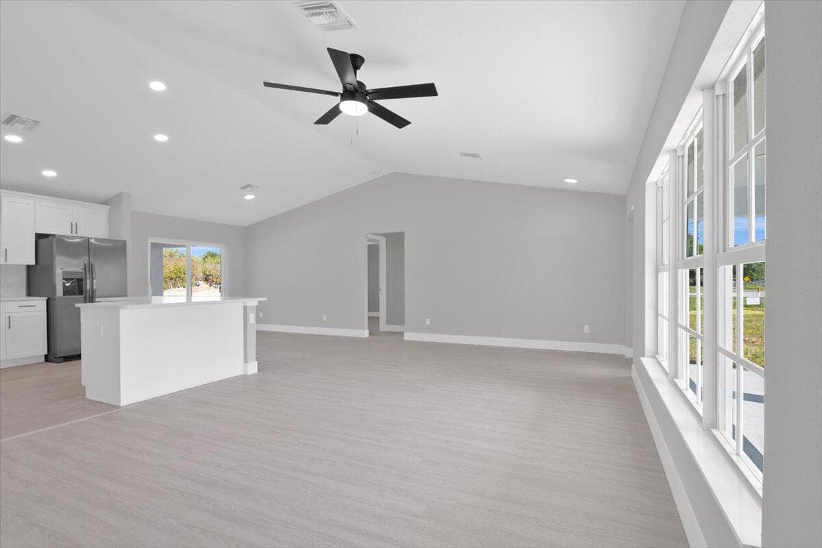 3393 NW 38th Avenue, Okeechobee, FL 34972 — photo 7 of 42