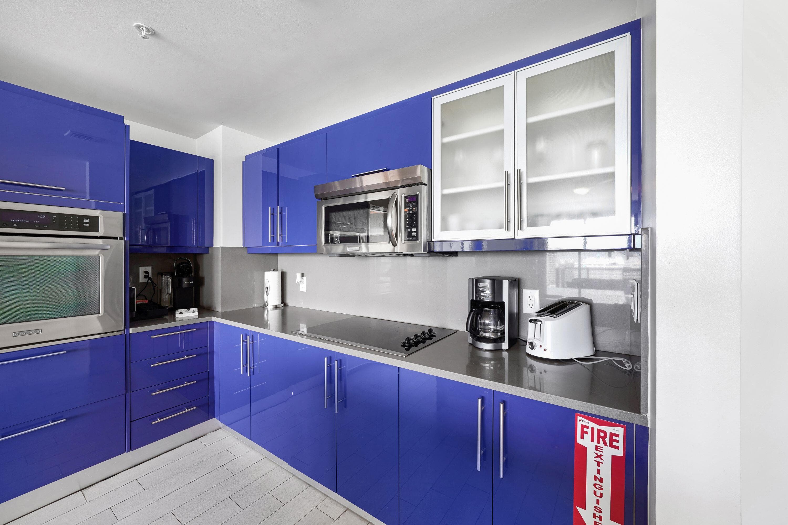 3101 Bayshore Drive, Fort Lauderdale, FL 33304 — photo 4 of 31