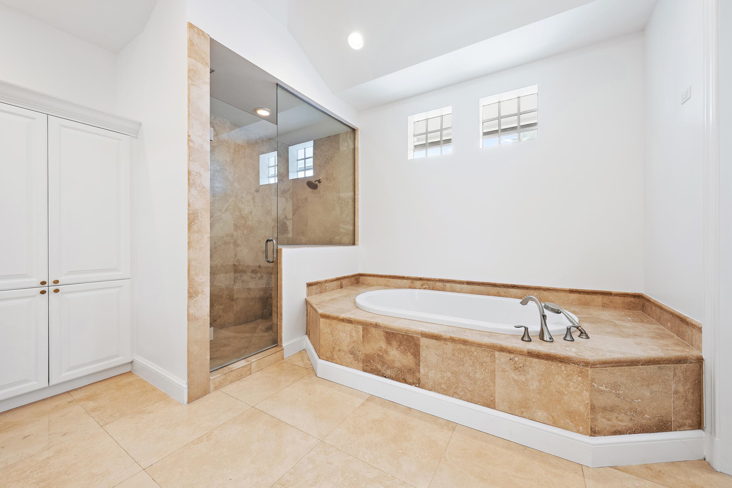12864 S Shore Drive, Palm Beach Gardens, FL 33410 — photo 12 of 29