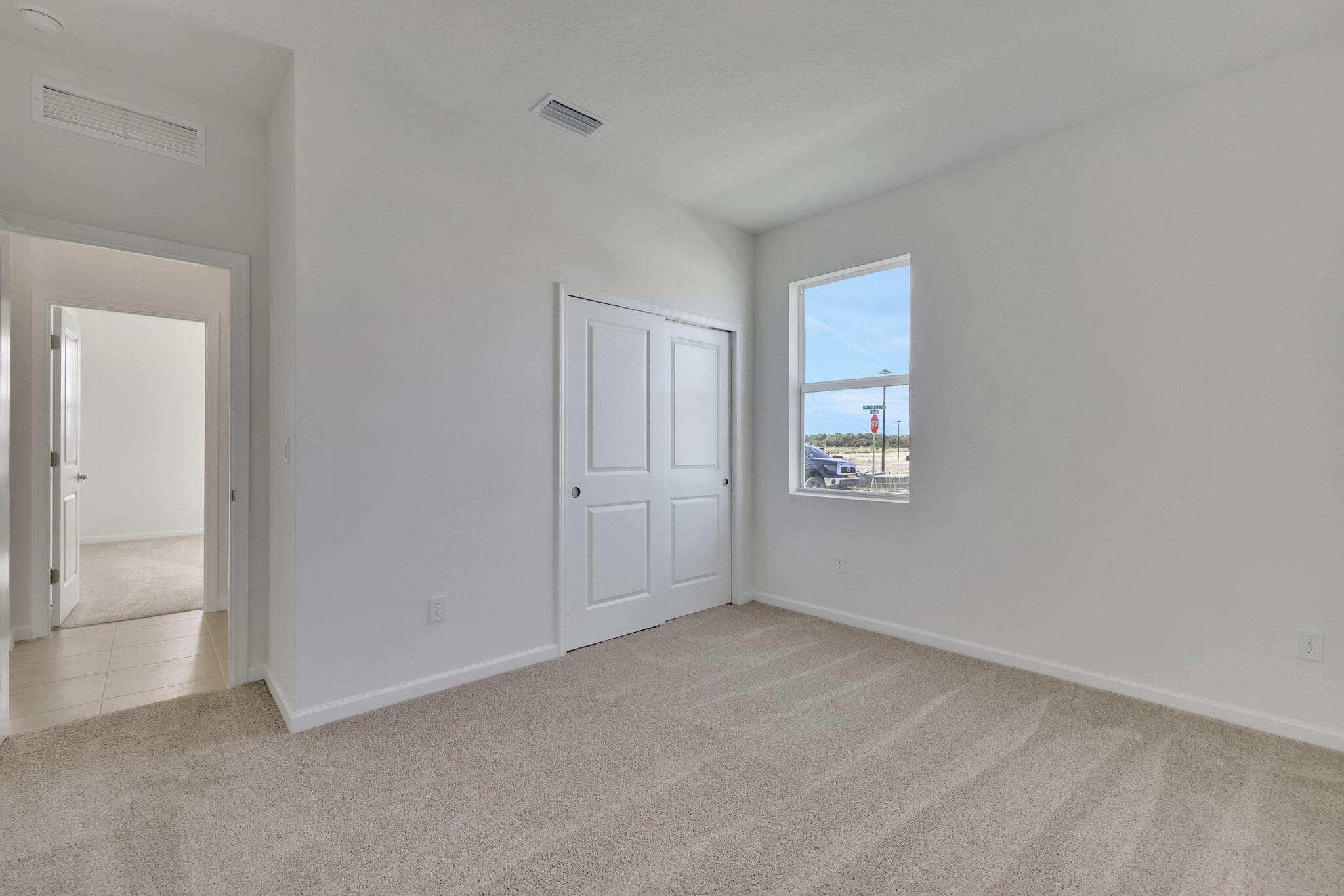 10716 NW Suncrest Lp, Port St. Lucie, FL 34987 — photo 13 of 44
