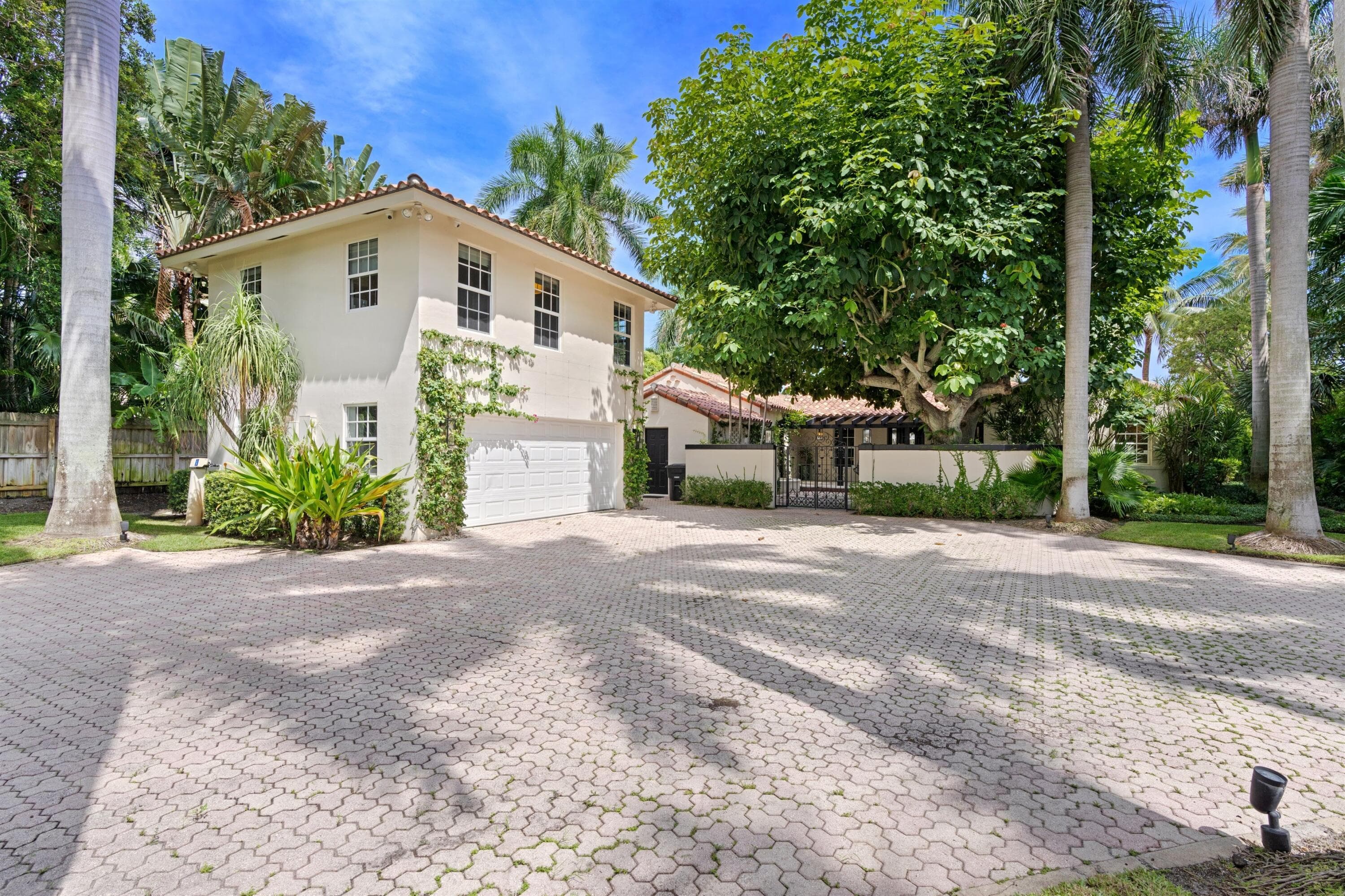 3304 N Flagler Drive, West Palm Beach, FL 33407 — photo 11 of 49