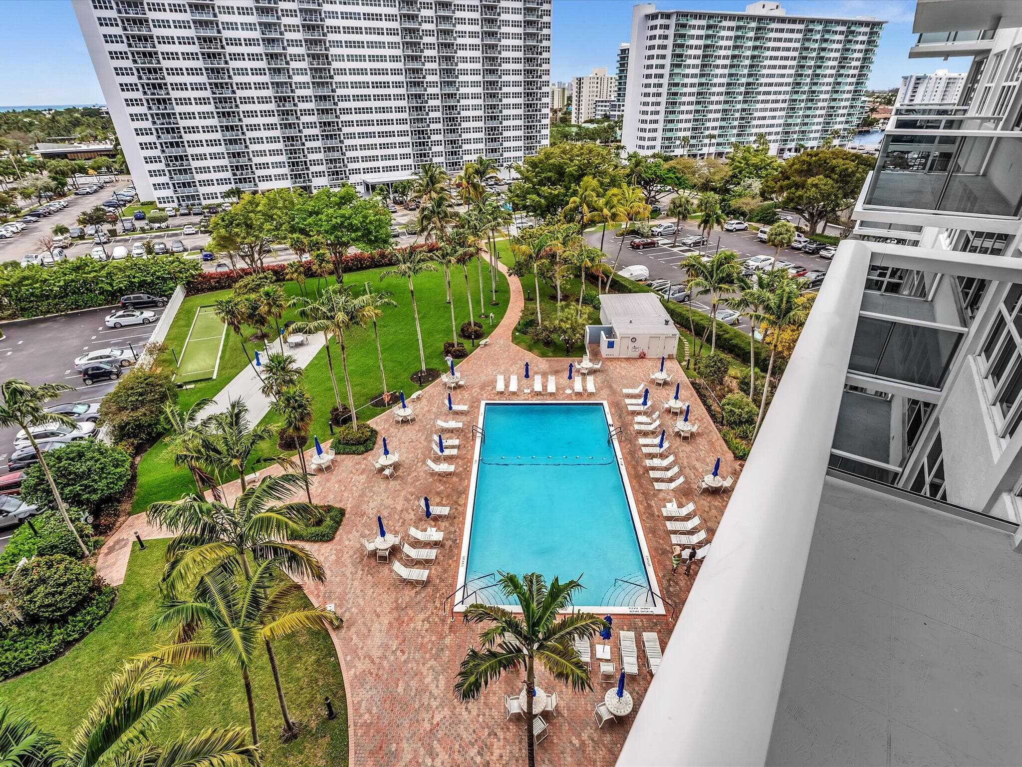 3300 NE 36th Street 820, Fort Lauderdale, FL 33308 — photo 3 of 41