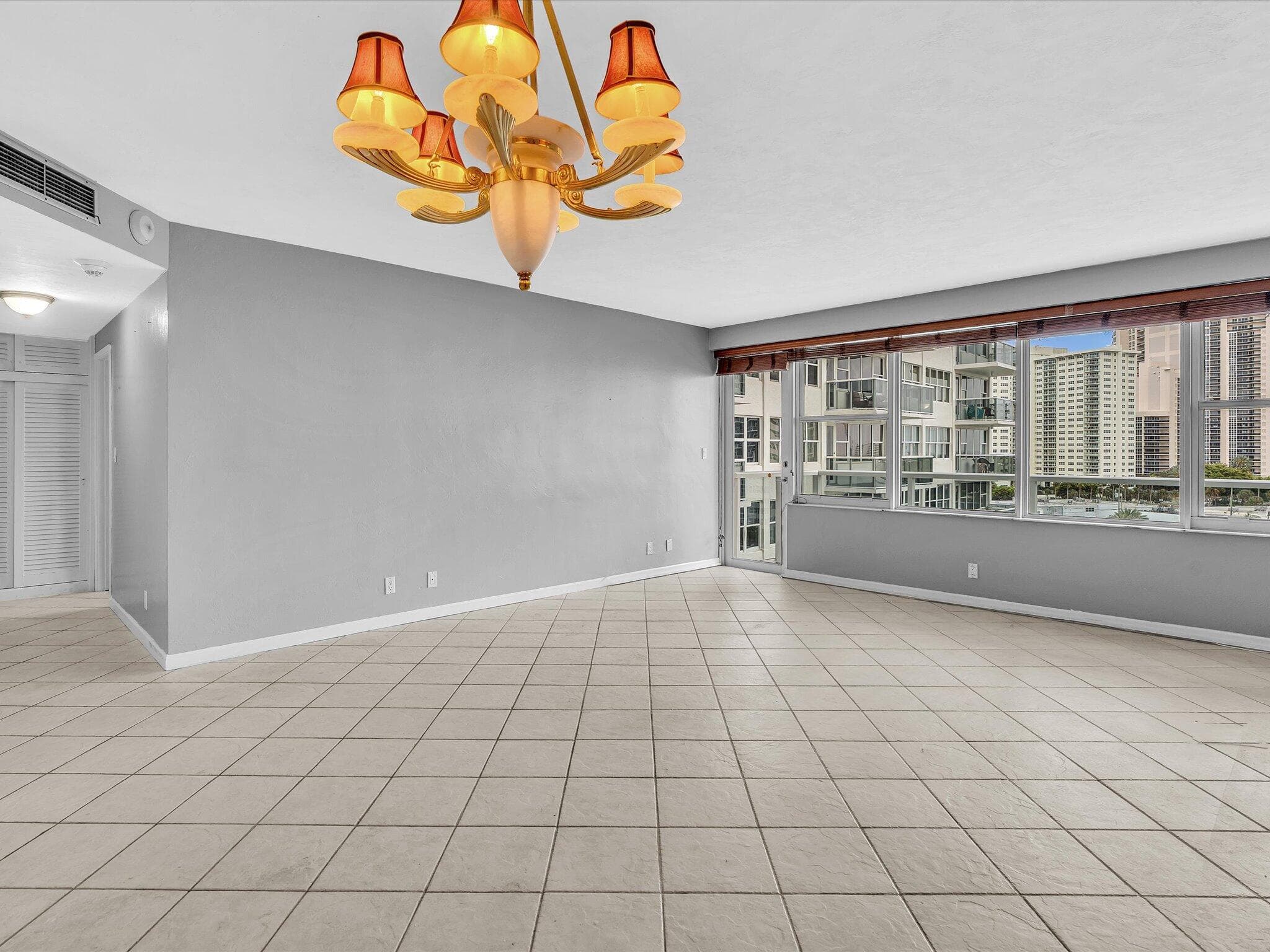 3300 NE 36th Street 820, Fort Lauderdale, FL 33308 — photo 10 of 41