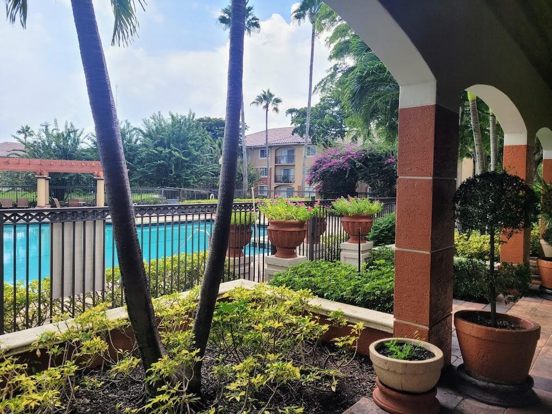 4195 N Haverhill Road 324, West Palm Beach, FL 33417 — photo 19 of 30