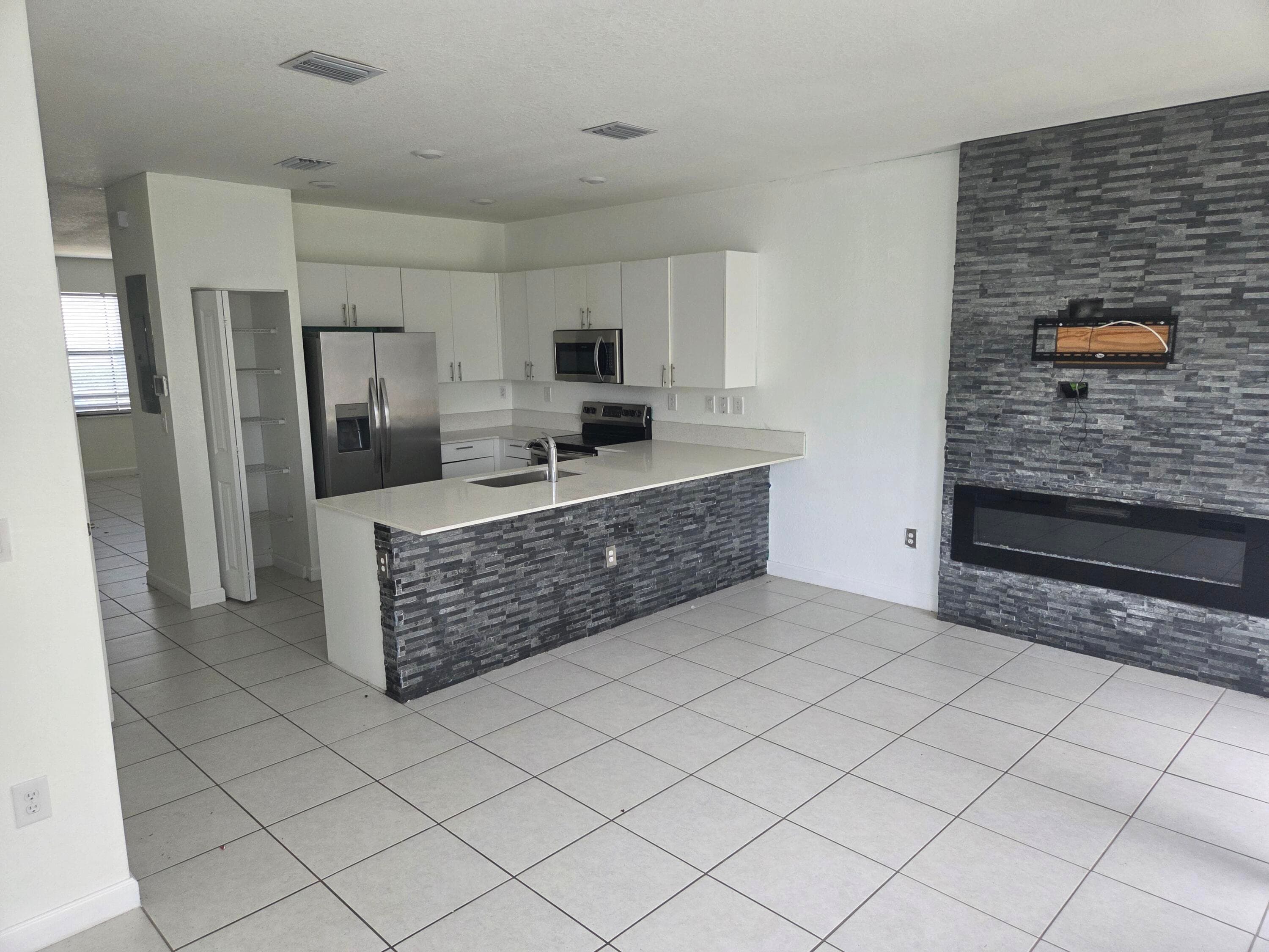 23317 SW 129th Path, Homestead, FL 33032 — photo 6 of 15