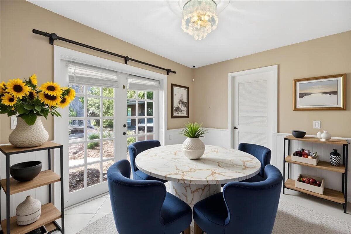 284 35th Avenue, Vero Beach, FL 32968 — photo 12 of 38
